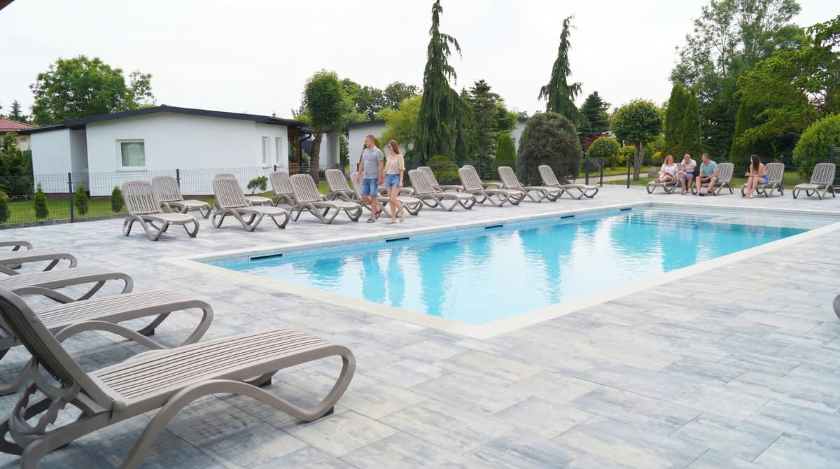 Jarosławiec: Urlop nad morzem z Bryzą Morską i Plażą Dubaj