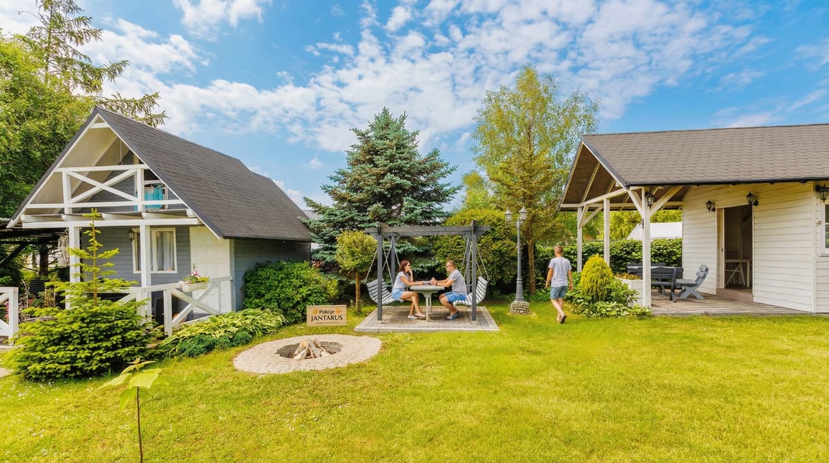 Rodzinne wakacje w Jantarze: Pokoje JANTARUS i atrakcje dla dzieci