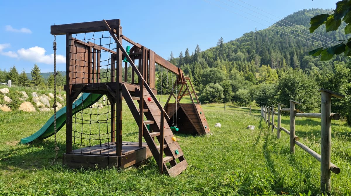 Geopark Glinka i Beskidy: Odkryj Soblówkę z Folwarkiem