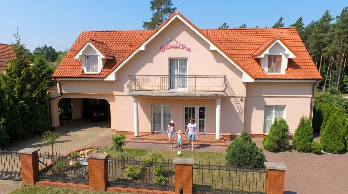 Spokojne wakacje Niechorze: Odkryj ukryte miejsca z Piotrusiem Panem