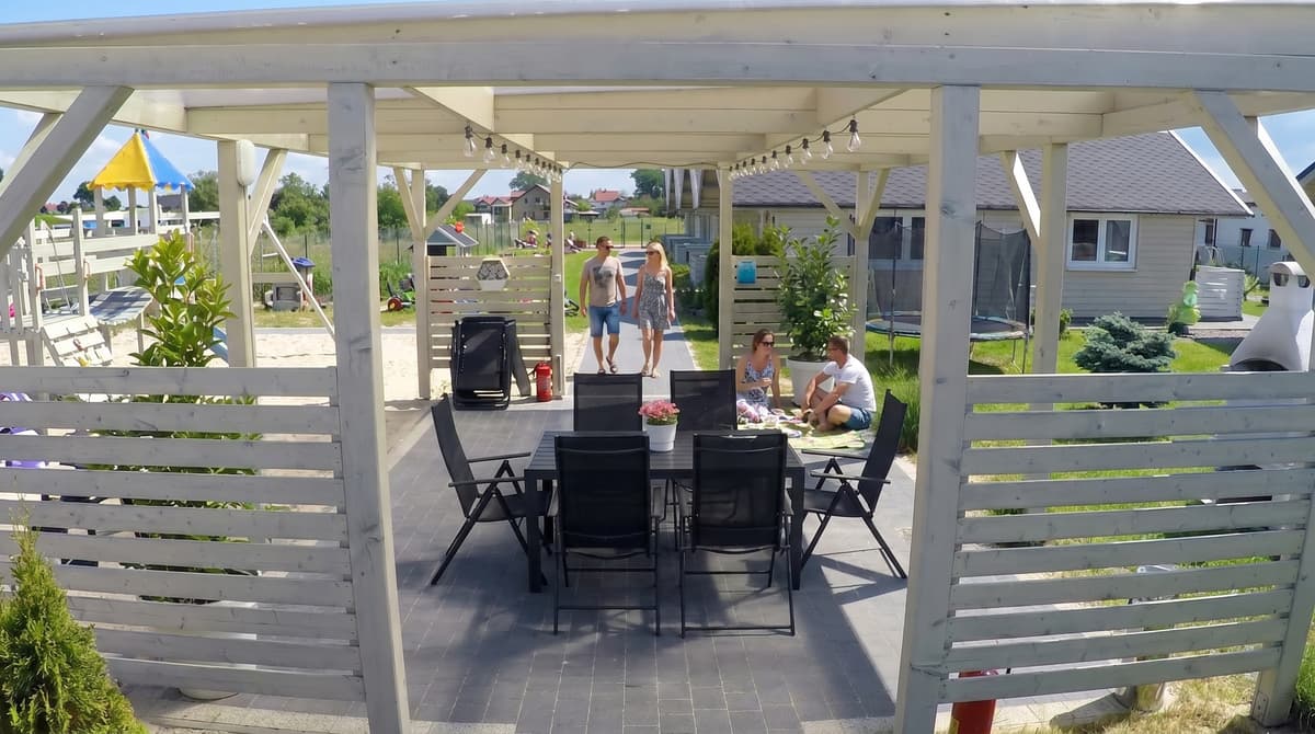 Domki Govinda Ustka: Zdrowie i relaks nad Bałtykiem