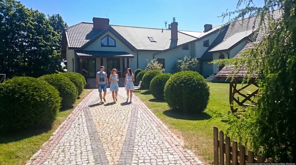 Slow Travel nad Hańczą: Regeneracja w Dworczysku Mierkinie