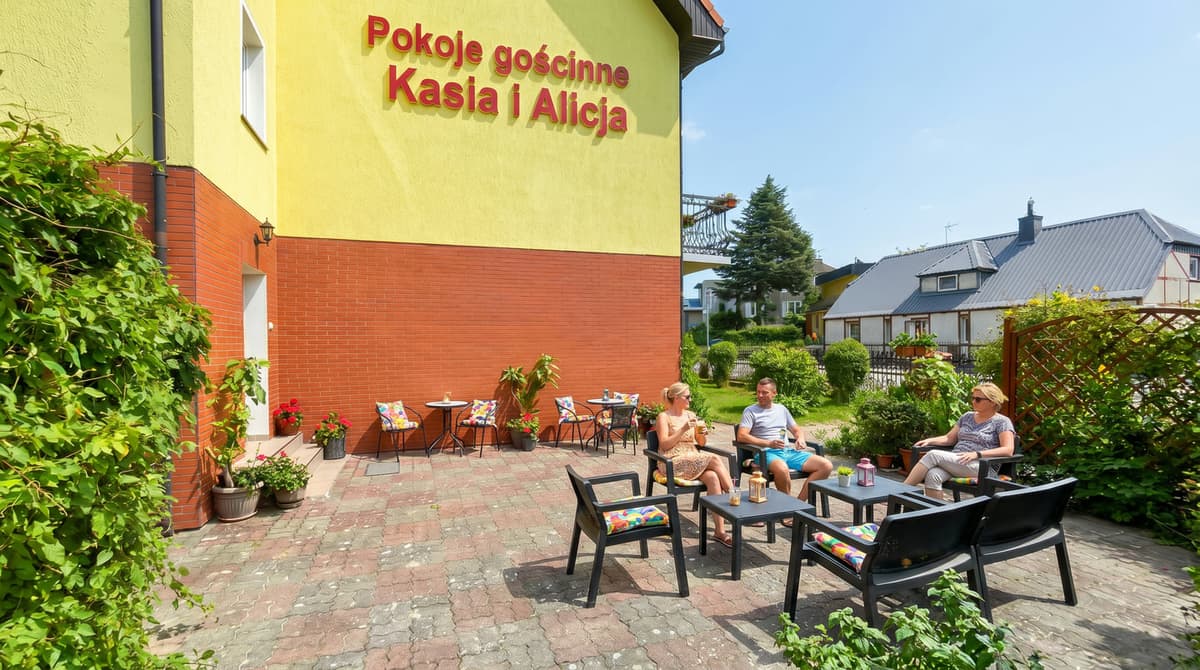 Tanie noclegi Ustronie Morskie – Twój przewodnik po budżetowych wakacjach