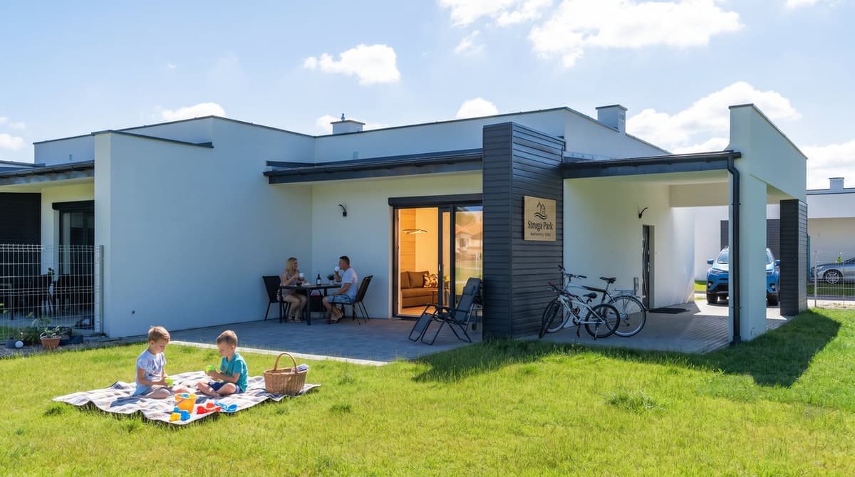 Struga Park Ustka: Grill, ogród – kulinarne wakacje nad morzem