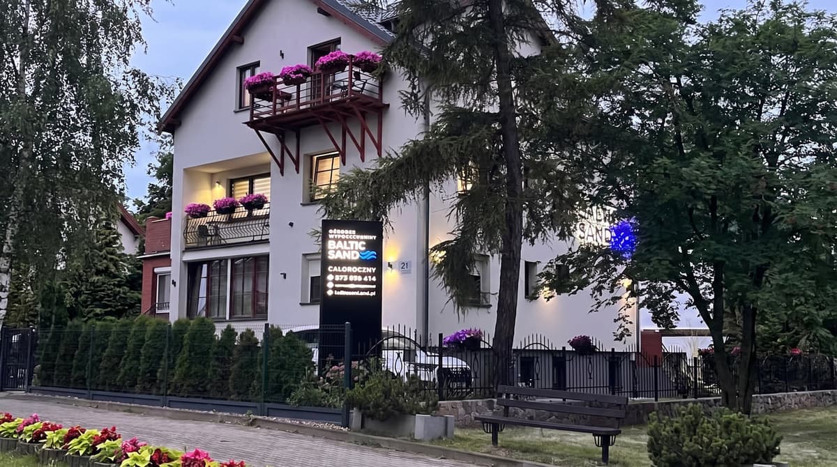 Cetniewo jako Baza Wypadowa na Pomorzu: Odkrywaj z Baltic Sand