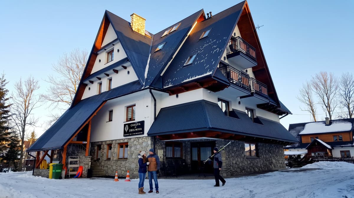 Zakopane ukryte miejsca: Przewodnik poza Krupówkami z Chałpą u Zbójnika