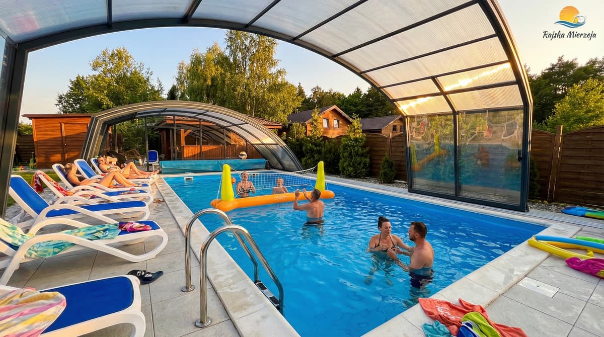 Rajska Mierzeja: Cichy urlop Sarbinowo i prywatne wakacje