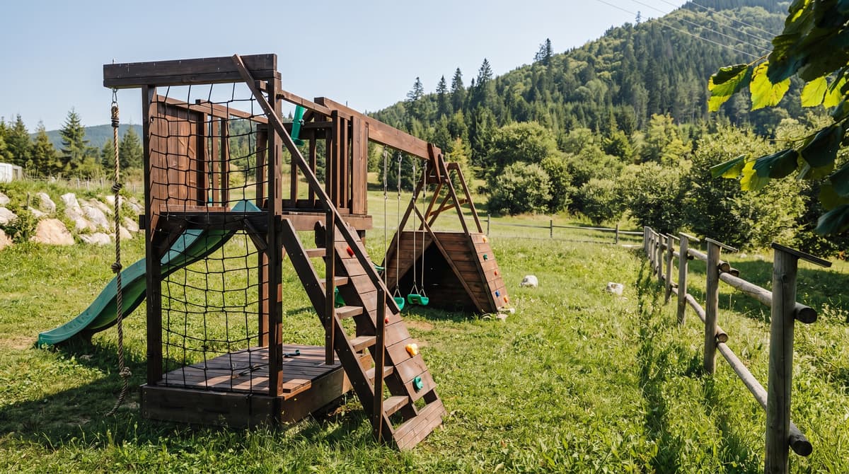 ** Soblówka: Ukryte miejsca, tradycje i noclegi w Beskidach