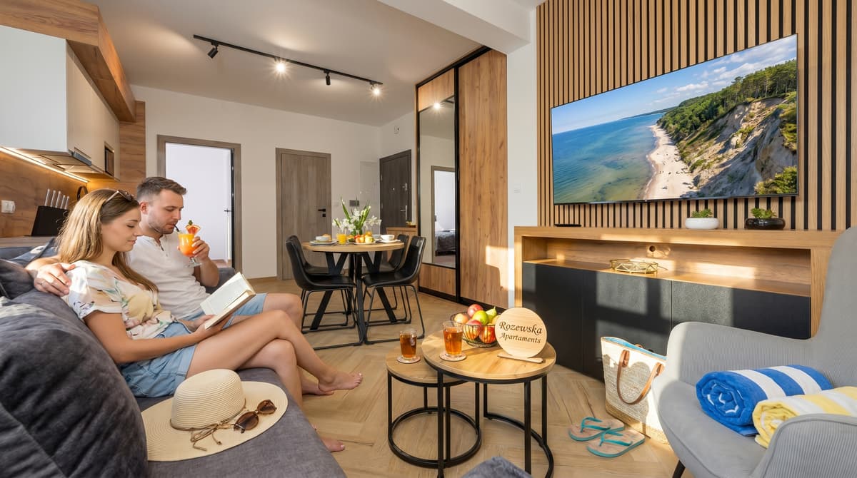 Jastrzębia Góra: Baza wypadowa na wycieczki po Pomorzu z Rozewska Apartaments