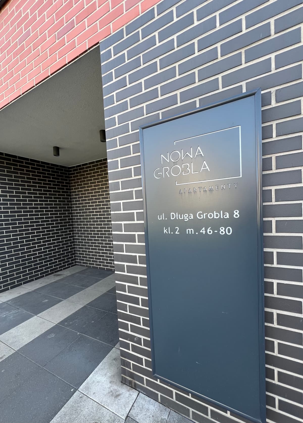 Handel międzynarodowy: Rozliczanie importu i VAT zagraniczny z Akcept