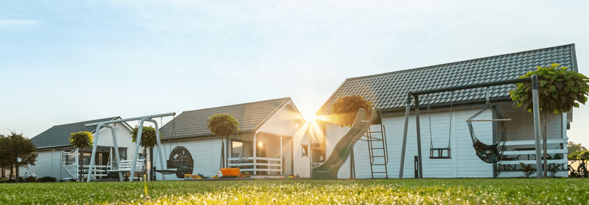 "DOMKI LETNISKOWE KRAKOWIAK" banner